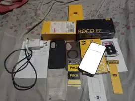 POCO F7 (BLACK)