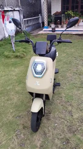 SEPEDA LISTRIK U-WINFLY M60 BISA NEGO!