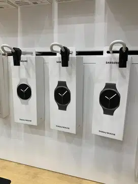 WATCH 8 NEW SIZE 40/44MM BLACK GARANSI RESMI