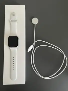 Apple Watch Series 8 GPS 45mm Starlight