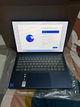 Forsale!!! Laptop New 99% Lenovo IdeaPad Slim 5 14IRH10 Cosmic Blue