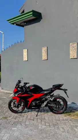 DIJUAL CEPAT CBR 150R 2018