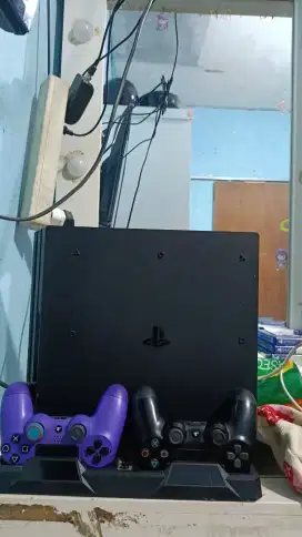 Jual ps4 pro 1tb original