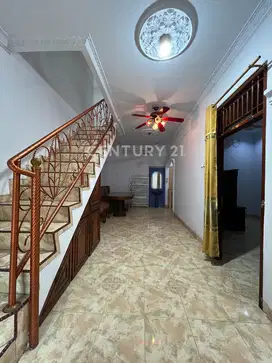 Rumah 2 Lantai Siap Huni Area Bebas Banjir Di Johar Baru R2201