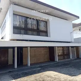 Rumah 2 Lantai Cocok Untuk Kantor Strategis Di Rawamangun R2196
