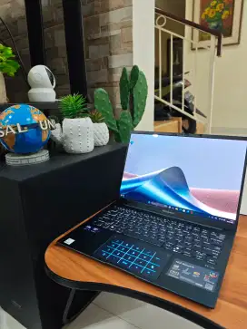 Laptop Asus Zenbook UX3405CA Ultra 9 285H 32GB x tuf msi
