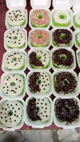 Jual kue perboluan