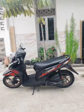 Honda Beat FI injeksi Stnk asli