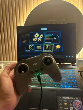 Dji controller RC 3 baru pakai 3 bulan hanya untuk simulator