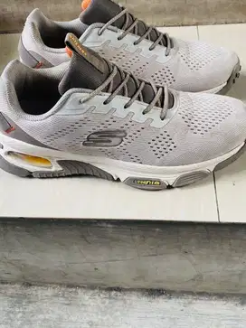 sepatu SKECHERS X good year
