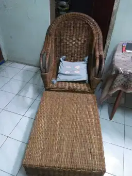 meja kursi rotan
