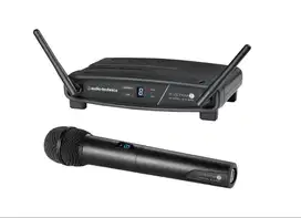 Audio-Technica's System 10 Wireless Microphone