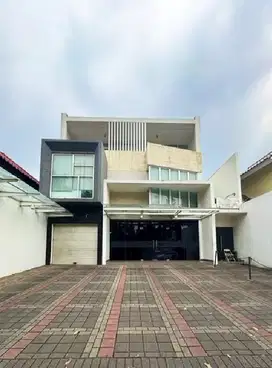 Dijual Kantor Strategis 3 Lantai di Anggrek Loka, BSD City, Tangerang