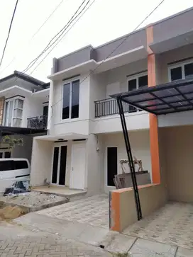 Jual rumah di jati padang