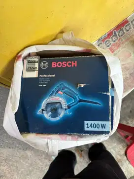Bosch gdc 140 like new