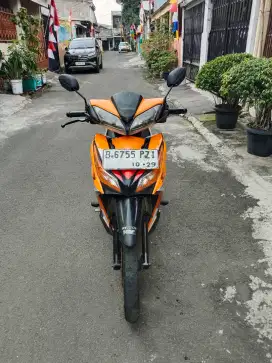 Honda Blade F1 125 CC th 2014 plat 2029 PJK pnjng mesin halus