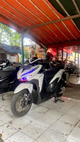 Vario 125 CBS ISS