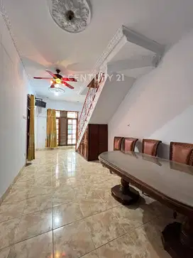 Rumah 2 Lantai Bersih Siap Huni Di Johar Baru Jakarta R2201