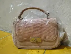 Tas mungil cantik