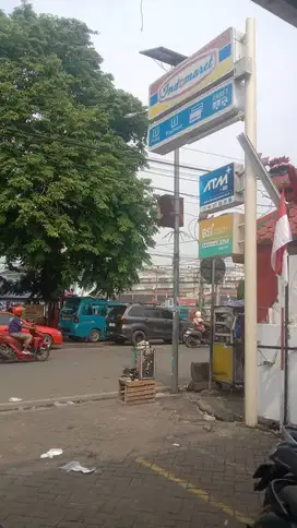 mau cari uang buat bantu orang tua