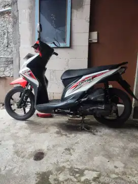 Di jual honda beat 2015