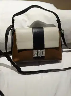 Dijual tas Furla original