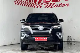 Toyota VRZ 2.4 AT 2016 Hitam