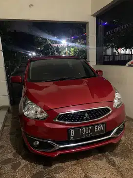 Jual Mitsubishi Mirage Tahun 2016 1.2 GLS Hatchback Warna Merah