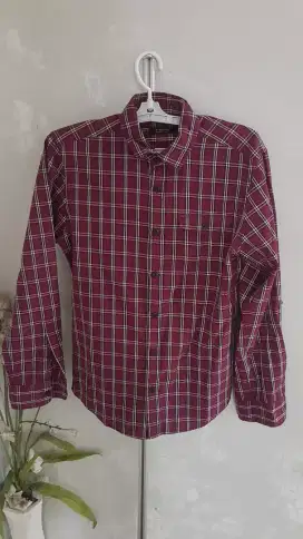 Burberry kemeja kotak