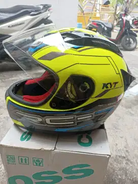 Helm KYT fullface