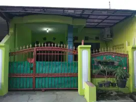 DISEWAKAN RUMAH MAMA NIA 2 KT 2 LT 1 KM 1 AC PERUM PONDOK MELATI