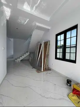 DIJUAL RUMAH TAMAN SURYA 5,UK 5x19 , JAKARTA BARAT,TERMURAH