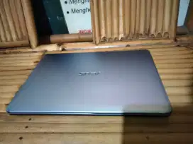 Laptop Asus x441UBR/core i3 gen7 ram8gb/SSD 240+HDD 500gb/Nvidia mx110