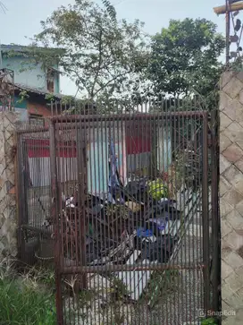 JUAL RUMAH HITUNG TANAH LOKASI STRATEGIS