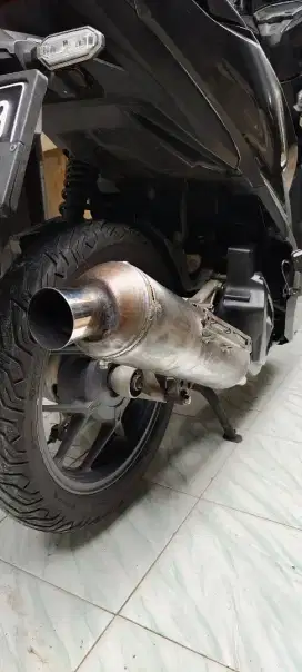Knalpot Vario 125/150 Arm New