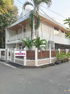 Rumah Full Furnish Di Rawamangun Jakarta Timur