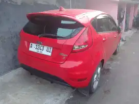 Mobil bekas Ford fiesta S