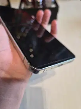 Samsung Flip 5 Second With Box