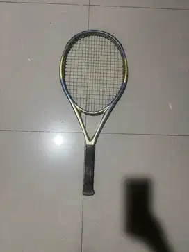 Raket tennis Wilson carbon matrix
