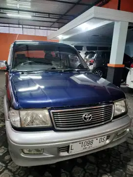 Dijual kijang krista tahun 2000