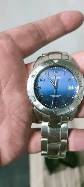 Sector swiss made quartz