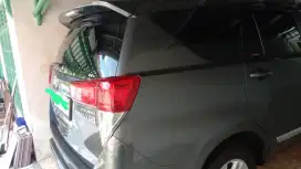 Innova 2017 bensin mobil mulus
