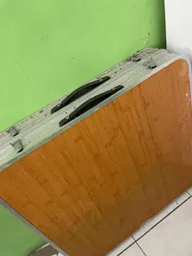 MEJA LIPAT KOPER