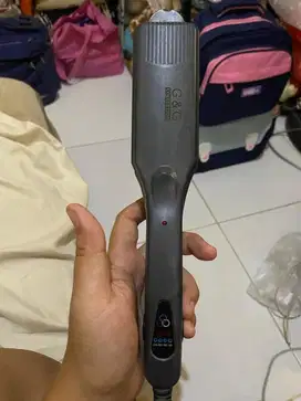 Catokan atau Pelurus Rambut