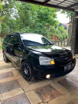 KIA Carens 2 SE A/T low km
