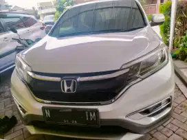Honda CRV RM1 2.0 AT Putih