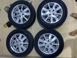 Pelek honda brio