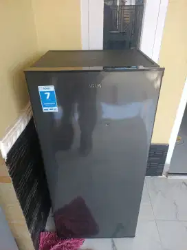 Jual kulkas Aqua nego