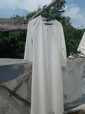 Gamis Putih Panjang