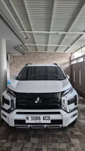Xpander Cross Premium A/T 2024 N Malang